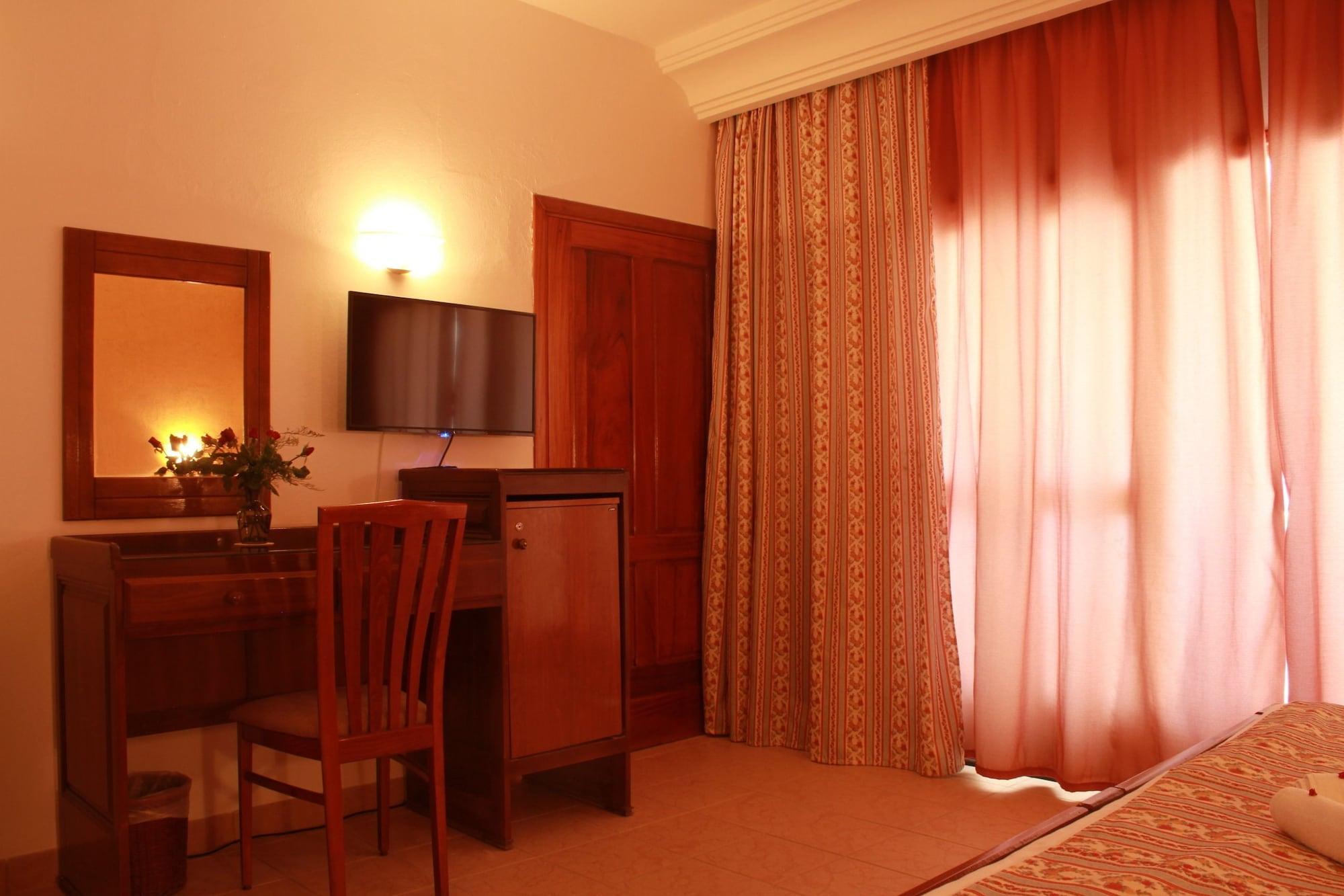 Le Grand Hotels Des Thermes Mezraia Dış mekan fotoğraf