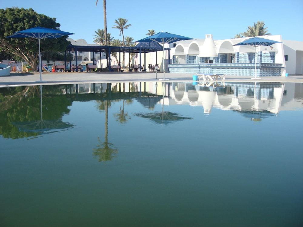 Le Grand Hotels Des Thermes Mezraia Dış mekan fotoğraf