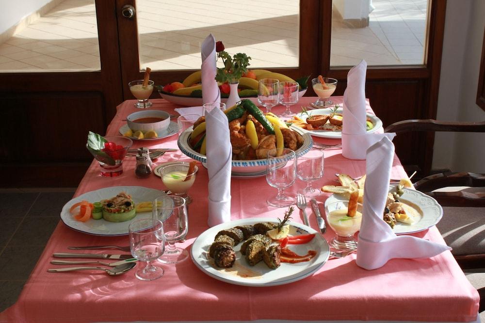 Le Grand Hotels Des Thermes Mezraia Dış mekan fotoğraf
